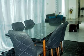 Exclusive Villa in Hideout East Legon