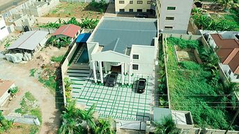 Exclusive Villa in Hideout East Legon