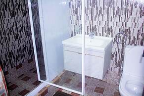 Exclusive Villa in Hideout East Legon