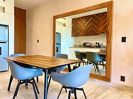 Noom by Andiani Travel