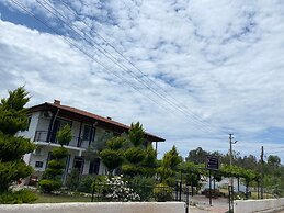 Mermaid Apart Otel Cafe