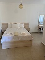 Mermaid Apart Otel Cafe