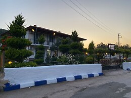 Mermaid Apart Otel Cafe