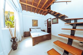 EDIFICIO SANTO TOMAS By Morada Bros.