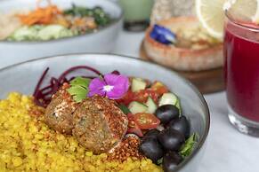 H Hotel El Nido - Vegan Friendly Hotel