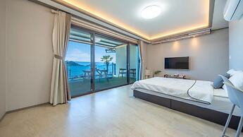 Yeosu Baraboda Ocean View Pension