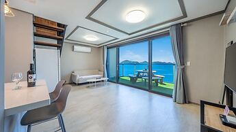 Yeosu Baraboda Ocean View Pension