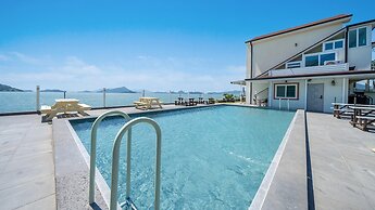 Yeosu Baraboda Ocean View Pension