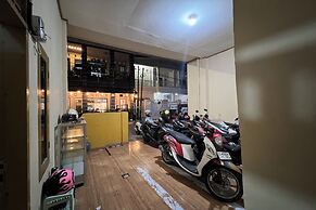 OYO 93989 Kost Indra