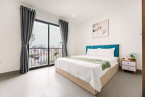 Cindy's Westlake Apartment