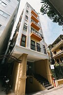 Cindy's Westlake Apartment