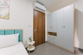 Cindy's Westlake Apartment