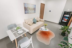 Cindy's Westlake Apartment