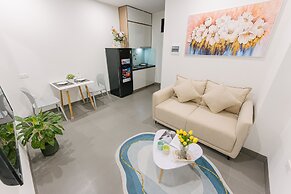 Cindy's Westlake Apartment