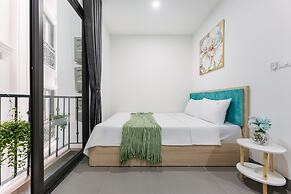 Cindy's Westlake Apartment