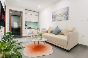 Cindy's Westlake Apartment