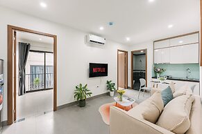 Cindy's Westlake Apartment