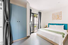 Cindy's Westlake Apartment