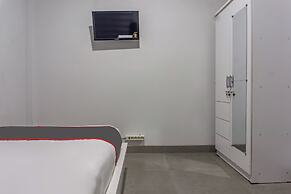 Capital O 93991 Hakobox Kostel