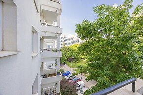 Cosy Apartment for 4 by Renters