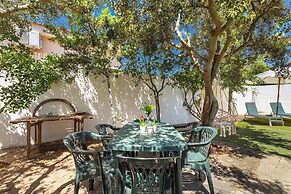 3955 Villa Ilios by Barbarhouse