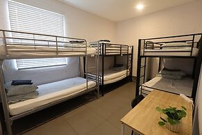 Wallaby Backpackers Hostel Perth - note - Valid passport required to c