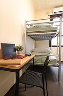 Wallaby Backpackers Hostel Perth - note - Valid passport required to c