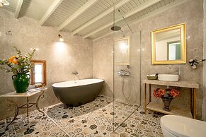 Voger Alaçatı Pino - Adult Only