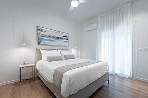 Phaedrus Living: Prosperity Residences Harmony