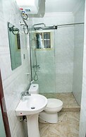 Everland Hotel and Suites