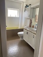Bright and Spacious 2 Bedroom Apartment in Rvk
