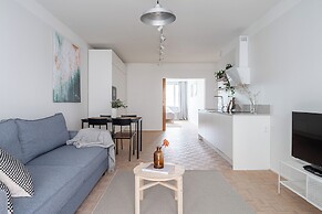 Modern 3BR Apartment with Best Location