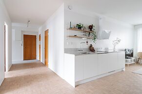 Modern 3BR Apartment with Best Location