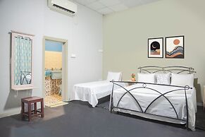 Bliss Loft Negombo CMB