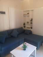 Chic Stylish Spacious Apt Poolside, Smarttv & Wifi