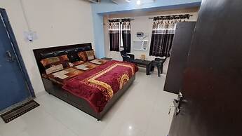 Saurav Palace Mathura