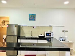 Capital O 90987 The Loft Residences Homestay @ Imago Shopping Mall 2