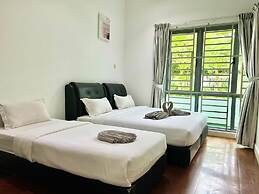 Capital O 90987 The Loft Residences Homestay @ Imago Shopping Mall 2