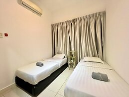 Capital O 90987 The Loft Residences Homestay @ Imago Shopping Mall 2