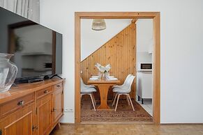 Modern Apartment Wrocław by Renters