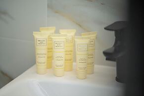 Modern Apartment Wrocław by Renters