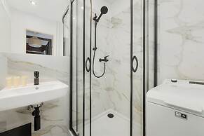 Modern Apartment Wrocław by Renters