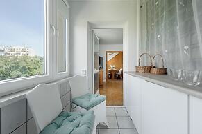 Modern Apartment Wrocław by Renters