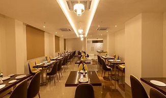 FabHotel Prime Manasa Inn