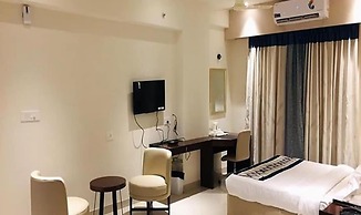 FabHotel Prime Manasa Inn