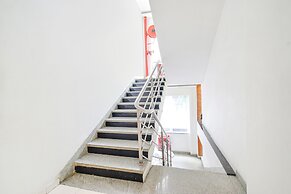 FabHotel Prime Prowell Crown