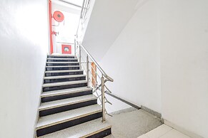 FabHotel Prime Prowell Crown