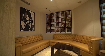 FabHotel Prime Bellmont