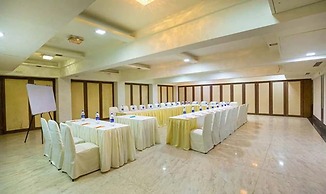 FabHotel Prime Sukh