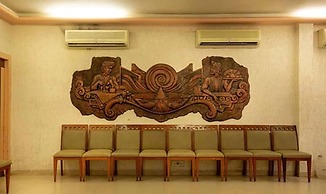 FabHotel Prime Sukh